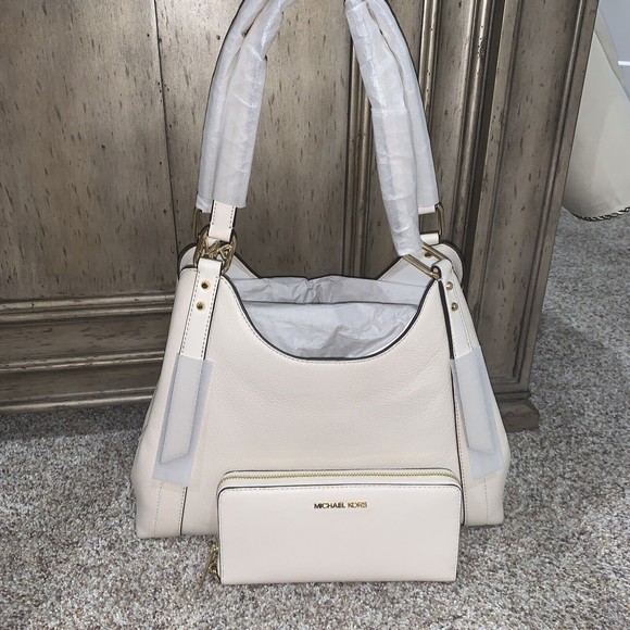 Michael Kors Purse and Wallet set Arlo Light Cream Leather  Shoulder Bag NWT - Picture 3 of 14